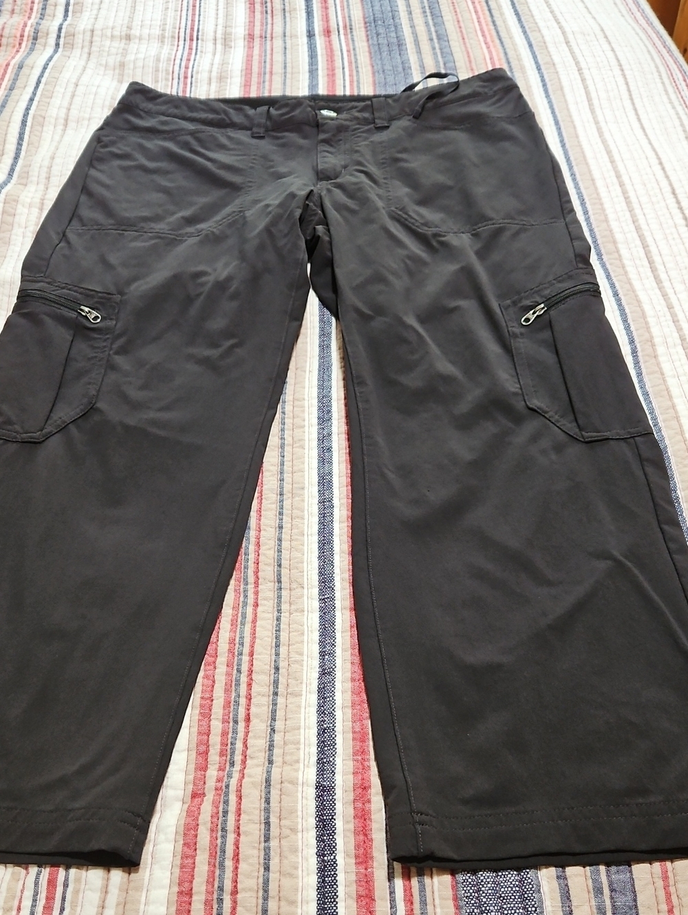 Patagonia Black Womens  Cargo Pants with Zip Pocket